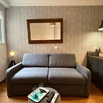Elegant Studio - 2 Guests - 2 Min Walk From Metro
